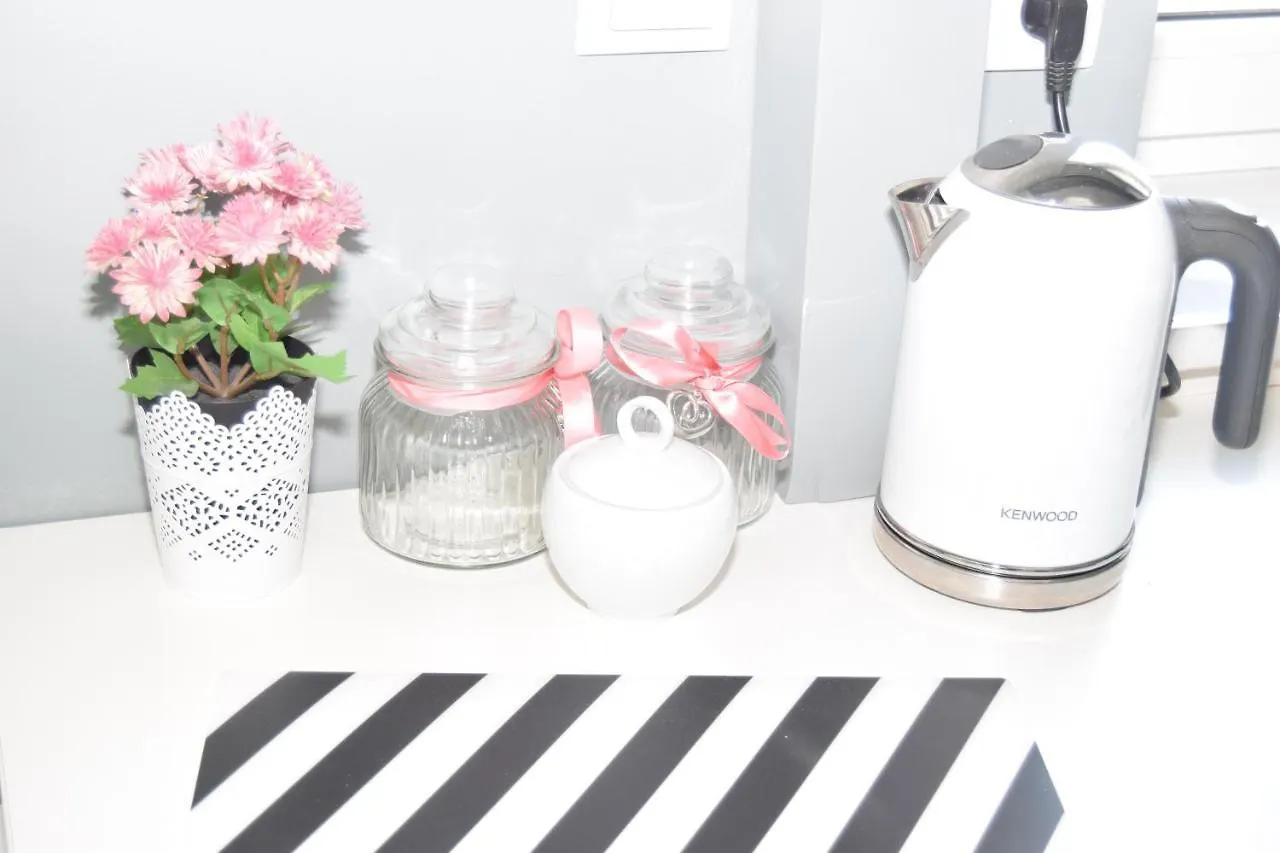 Apartamento Be My Guest - Hoza Studio - Pkin Super Centrum Metro Wi-Fi Breakfast Varsovia Polonia